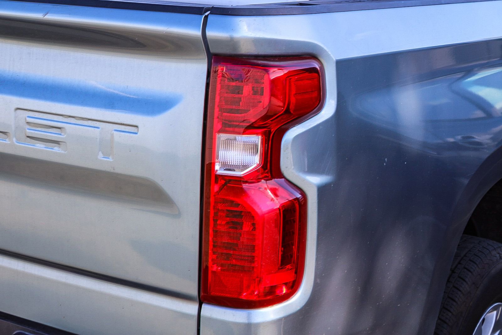 Used 2024 Chevrolet Silverado 1500 LT image 11