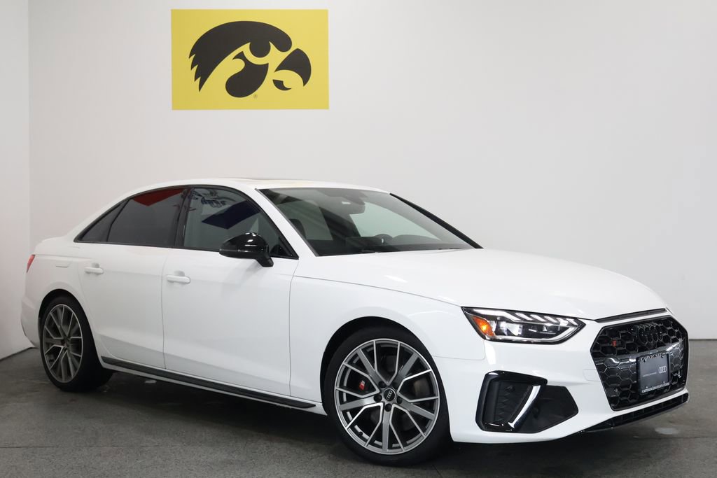 Used 2023 Audi S4 Premium Plus w/ Premium Plus Package image 2