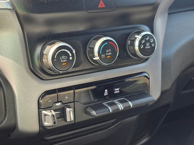 Used 2022 RAM 1500 Big Horn AWD/4WD image 31
