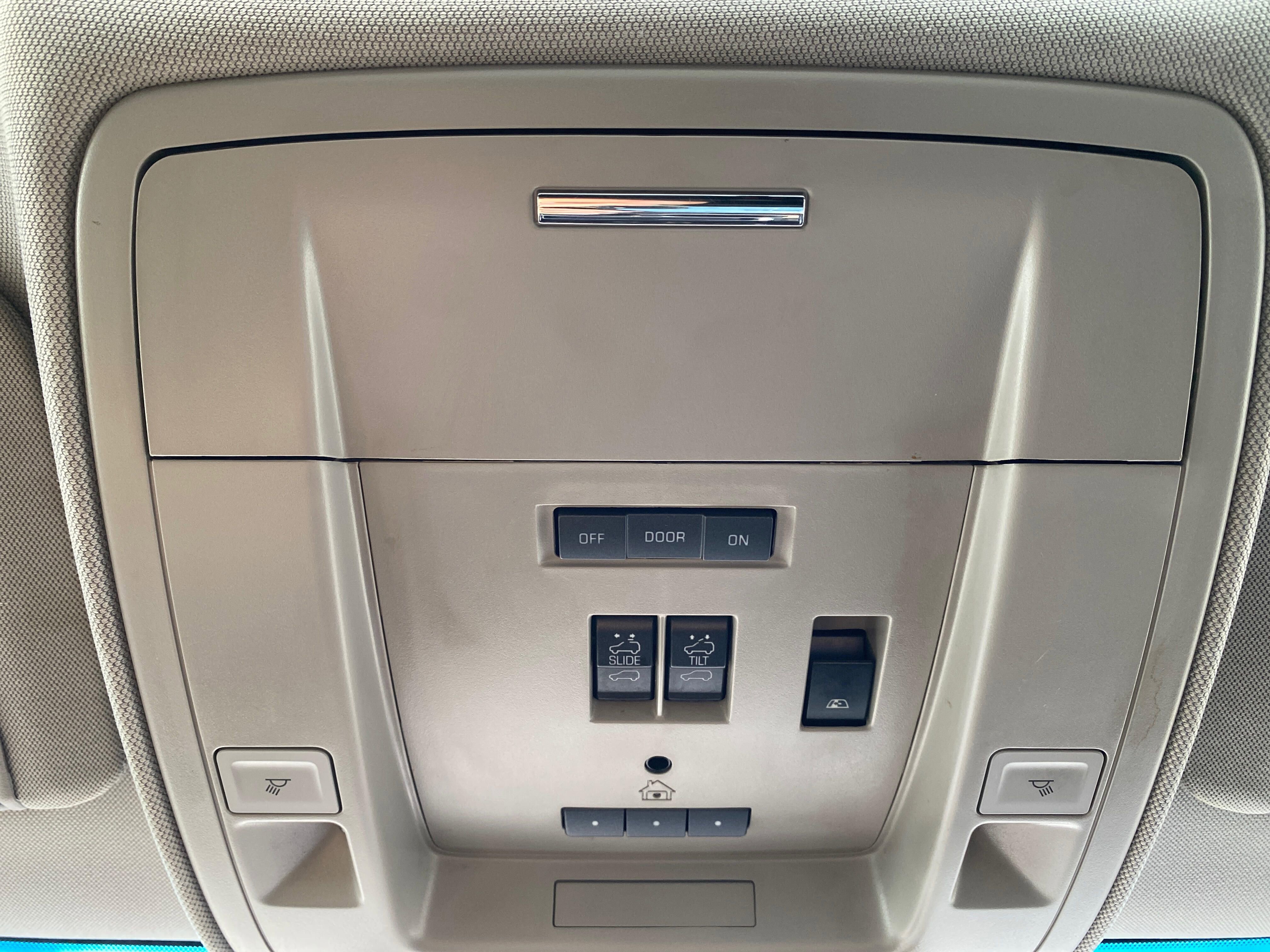 Used 2015 Chevrolet Silverado 3500 LTZ image 20