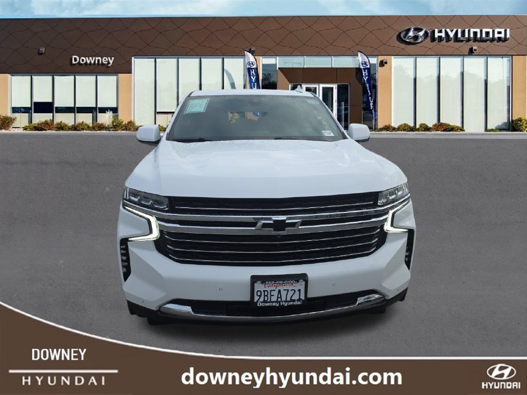 Used 2022 Chevrolet Suburban LT w/ Luxury Package RWD image 8