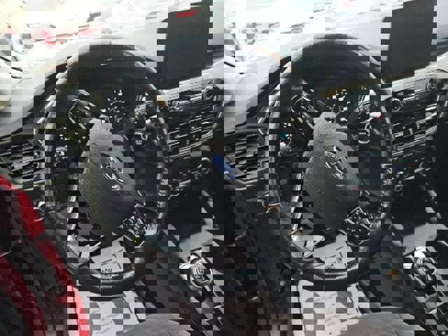 Used 2021 Ford Escape SE w/ SE Sport Appearance Package image 7