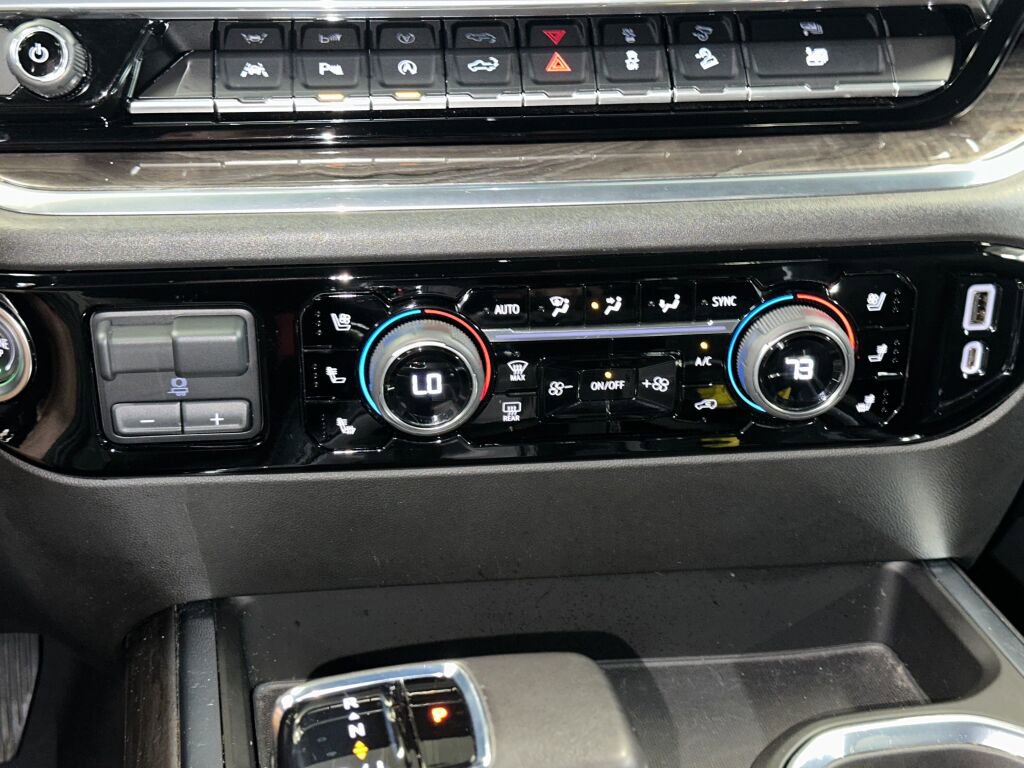 Certified 2022 Chevrolet Silverado 1500 LTZ image 15