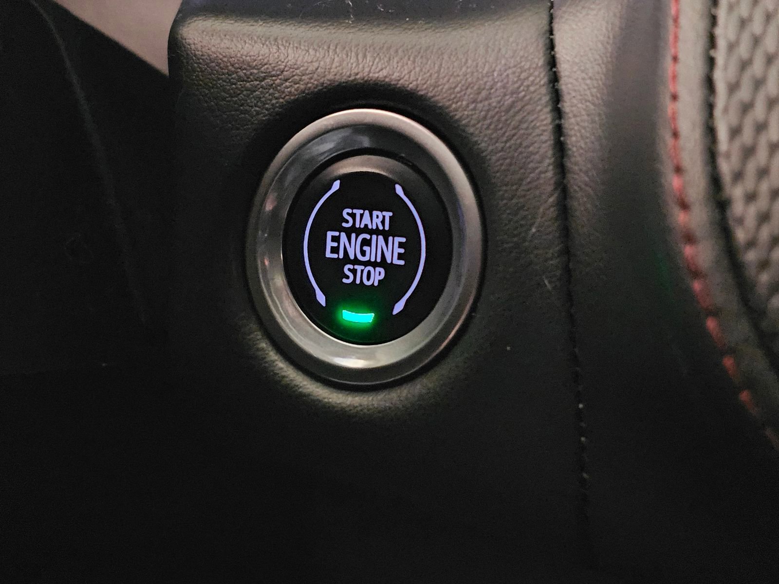 Used 2022 Chevrolet Suburban RST w/ Sport Performance Package image 21