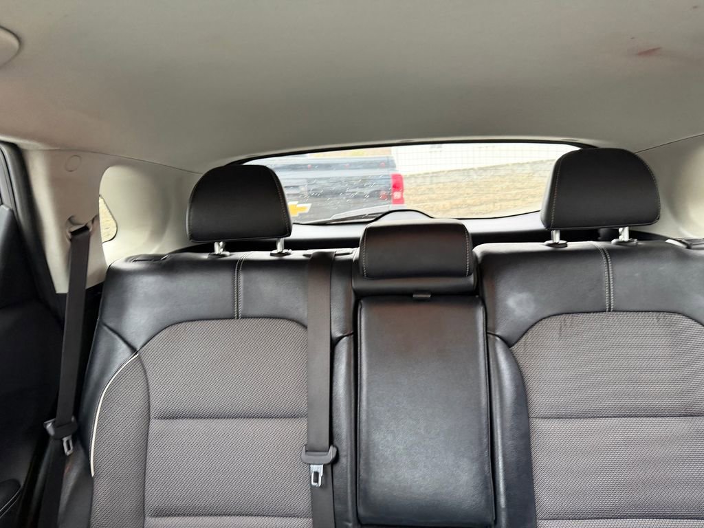 Used 2022 Kia Niro EX w/ Cold Weather Package FWD image 20