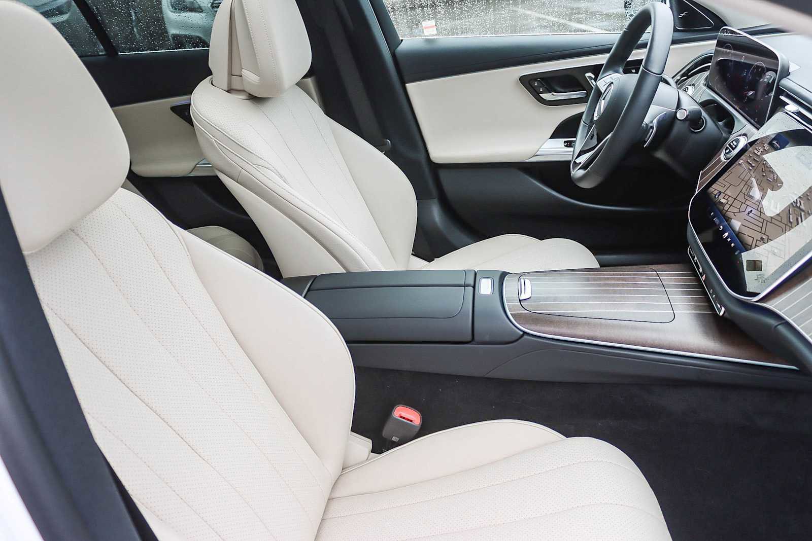 Used 2024 Mercedes-Benz E 450 E 450 image 16