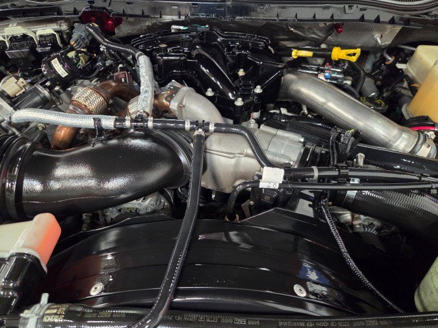 Used 2017 Ford F350 Lariat w/ FX4 Off-Road Package image 94