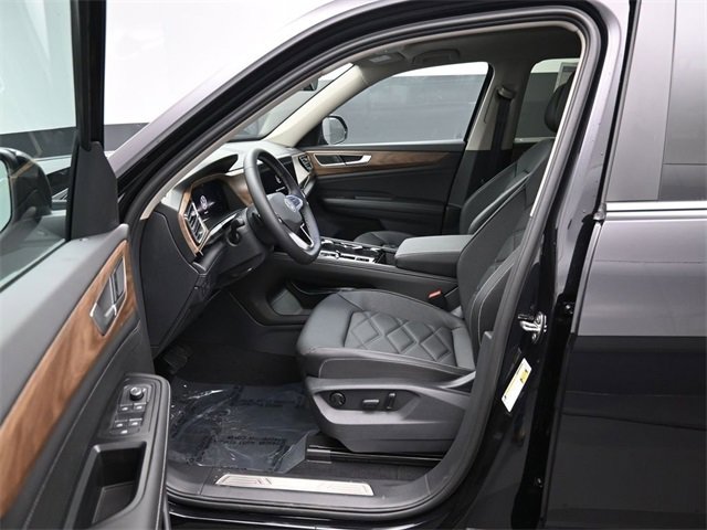 New 2026 Volkswagen Atlas SE image 9