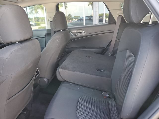 Certified 2023 Kia Sportage LX AWD/4WD image 9