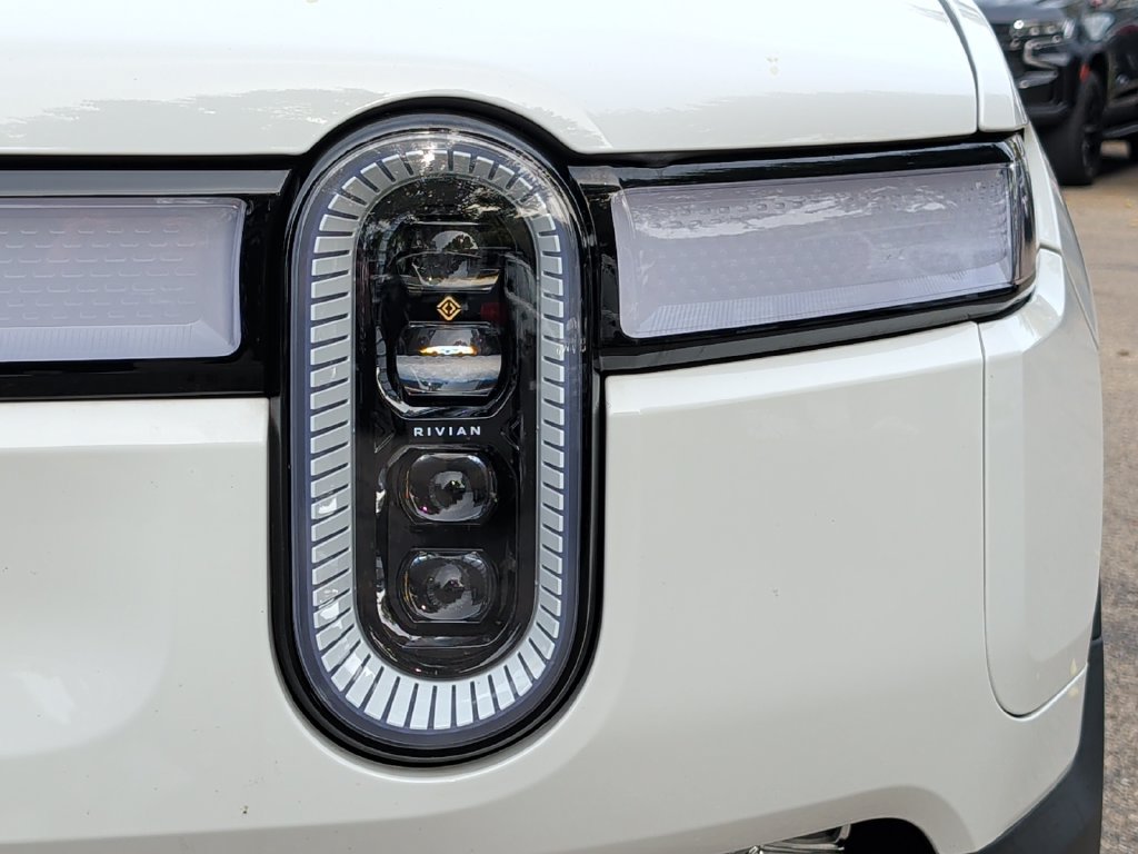 Used 2024 Rivian R1S Adventure Quad AWD/4WD image 42