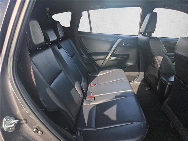 Used 2018 Toyota RAV4 SE w/ Power Extra Value Package FWD image 18