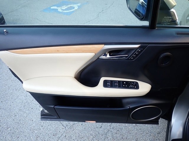 Used 2021 Lexus RX 350L Premium image 20