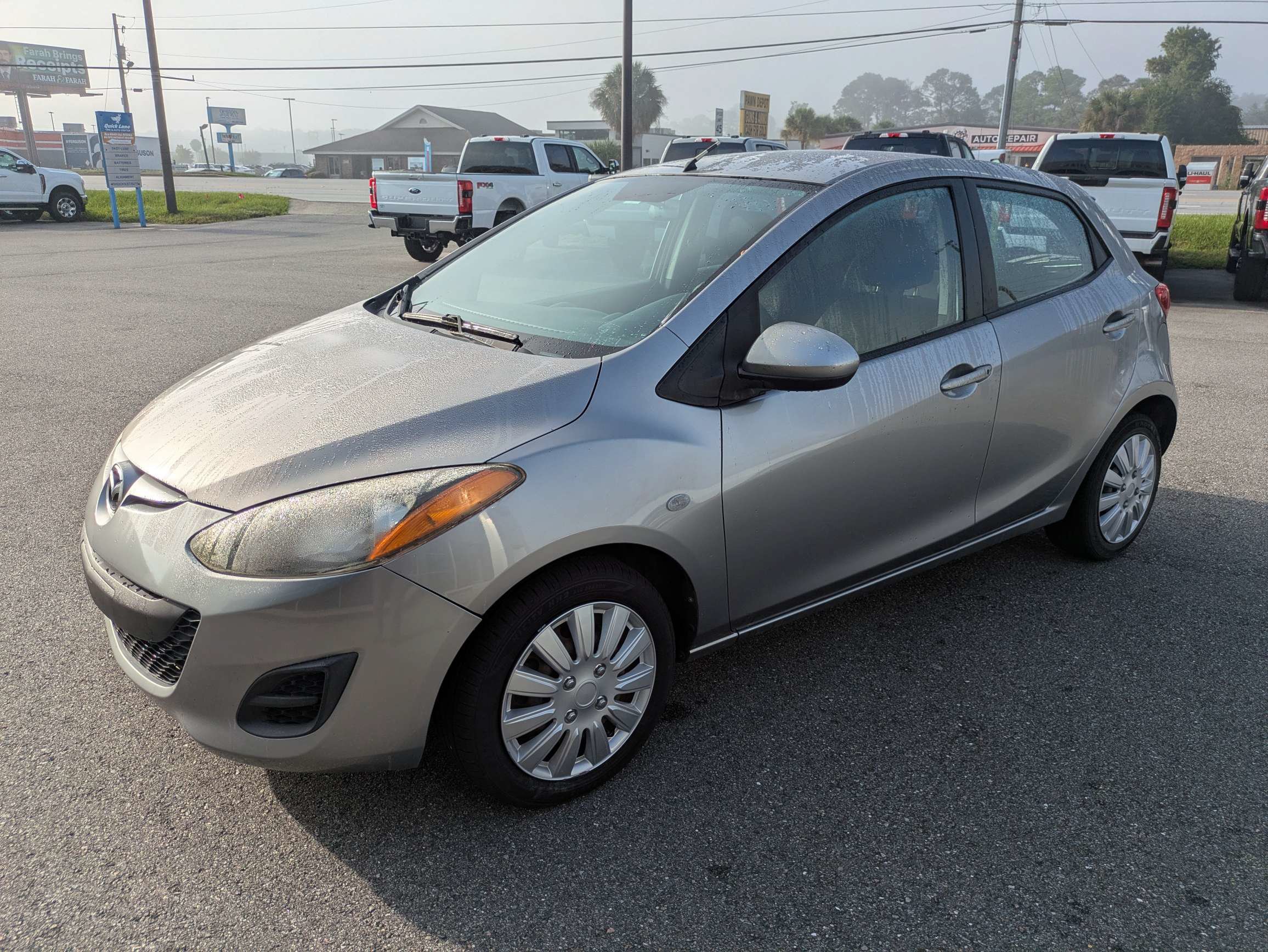 Used 2013 MAZDA MAZDA2 Sport FWD image 8