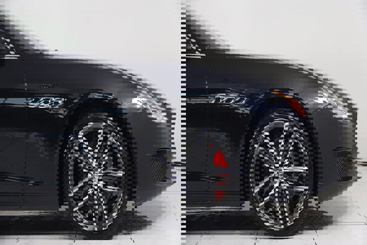 Used 2023 Maserati Quattroporte Modena Q4 image 61