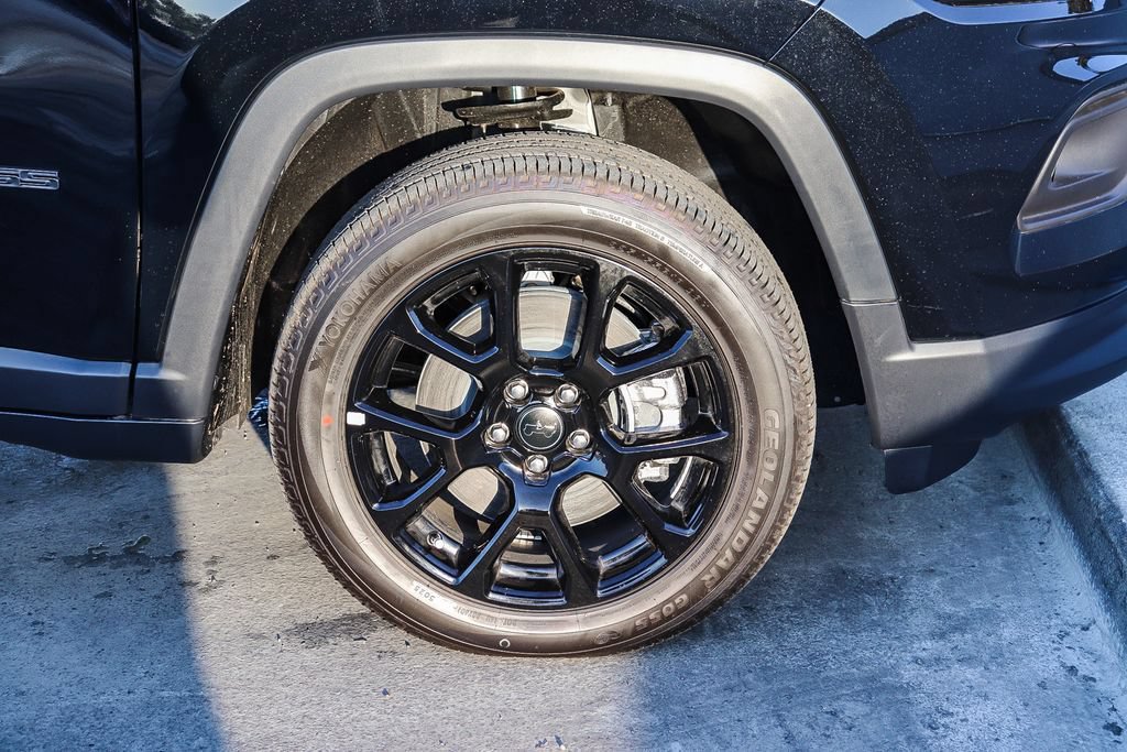 New 2026 Jeep Compass Latitude AWD/4WD image 11
