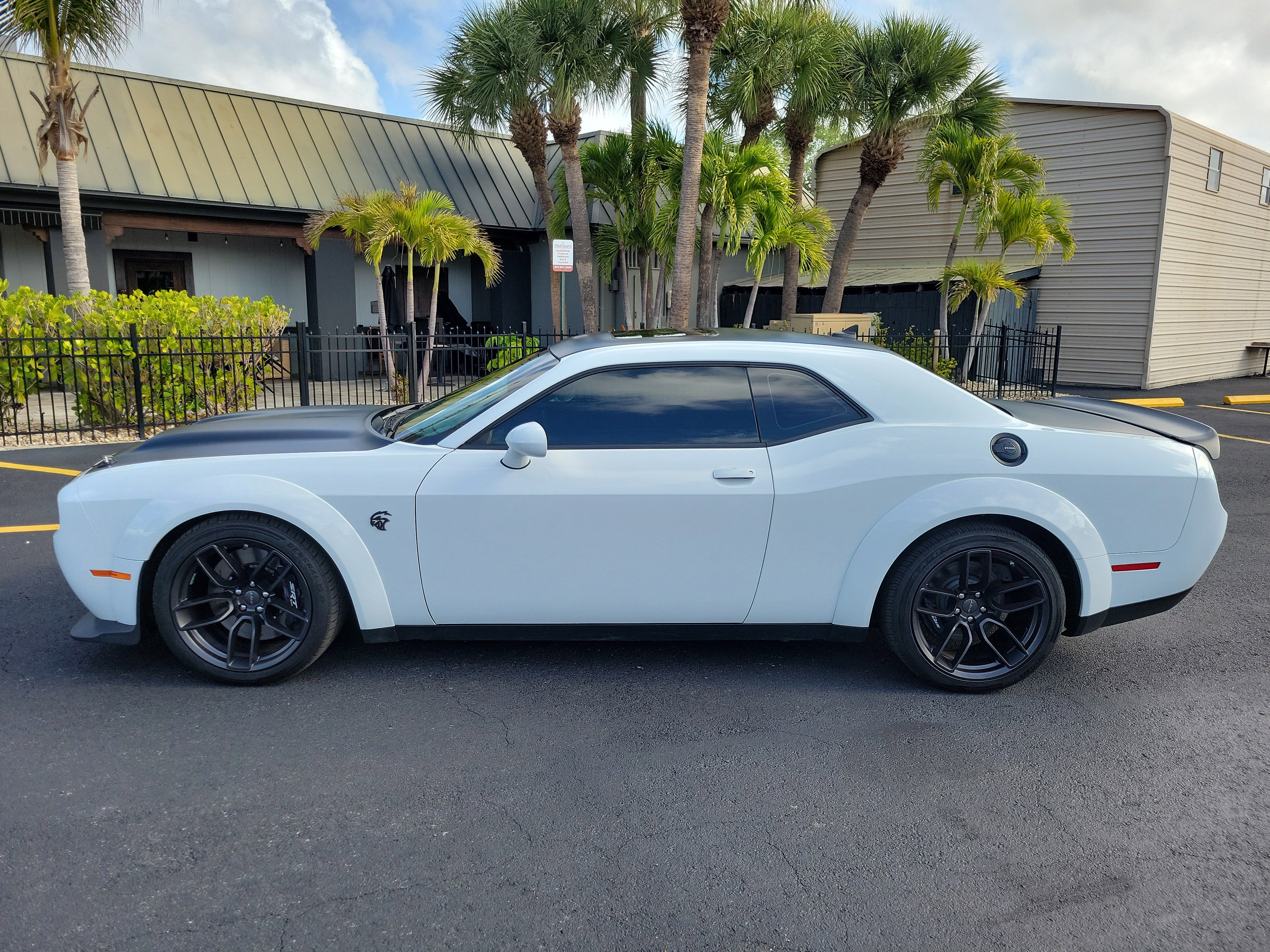 Used 2023 Dodge Challenger SRT Hellcat image 9