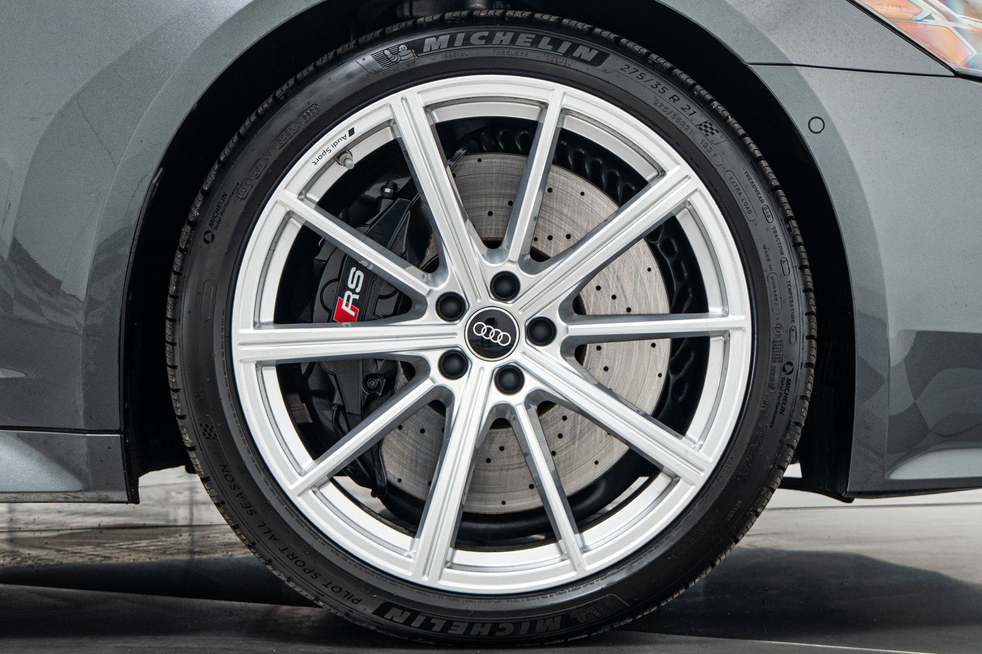 Used 2023 Audi RS 6 AWD/4WD image 46