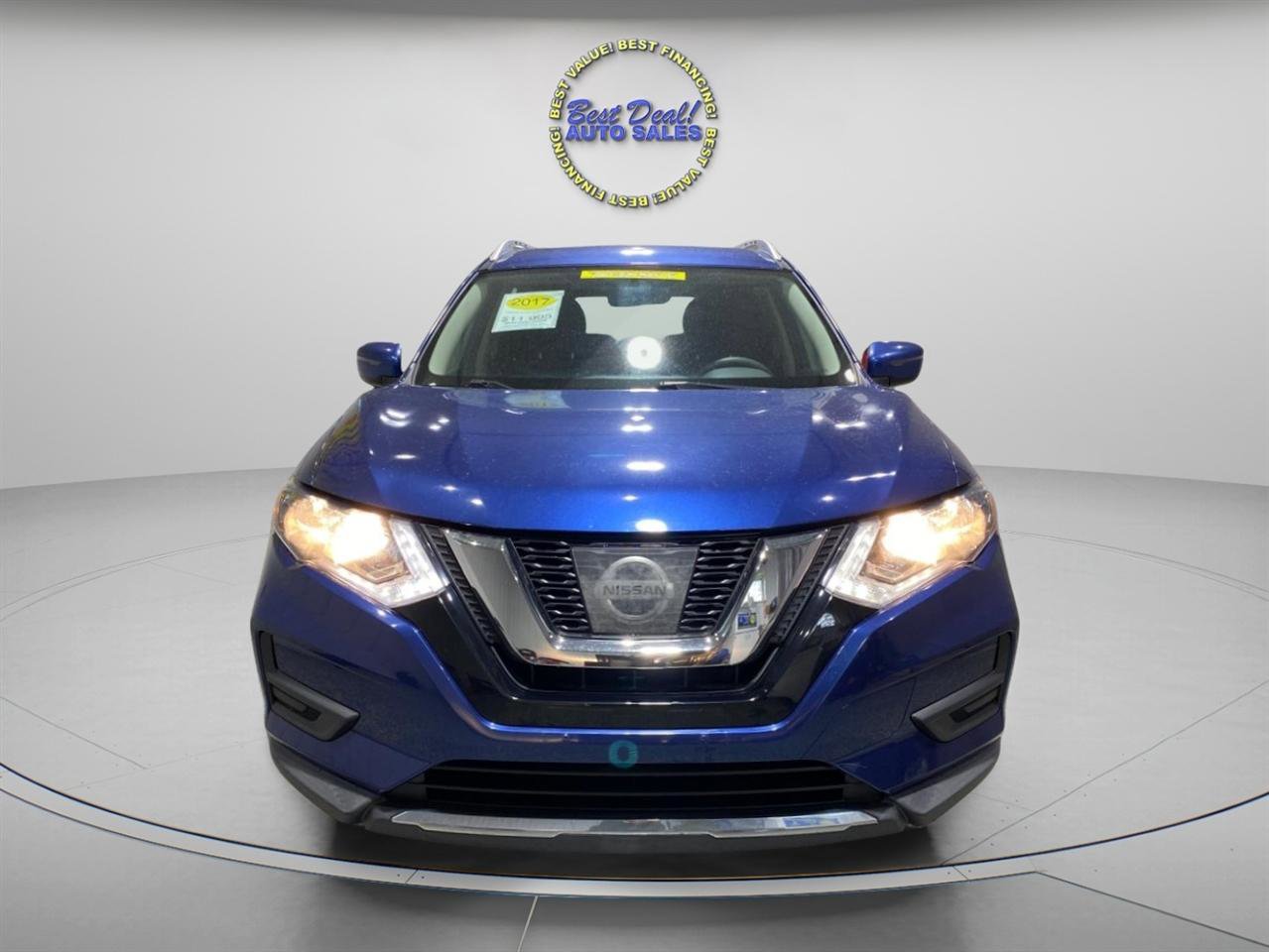 Used 2017 Nissan Rogue SV AWD/4WD image 7