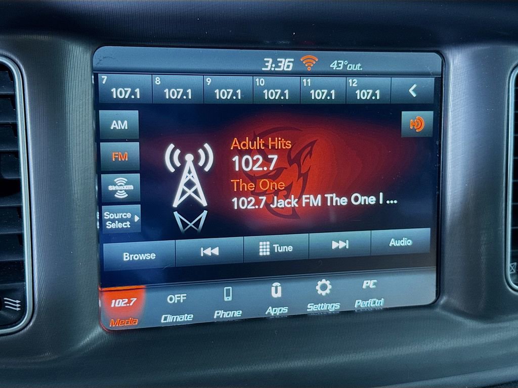 Used 2023 Dodge Charger SXT image 7