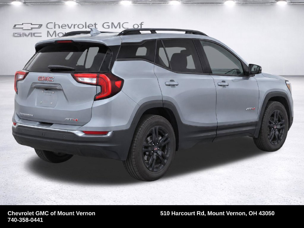 Used 2024 GMC Terrain AT4 w/ Tech Package AWD/4WD image 4