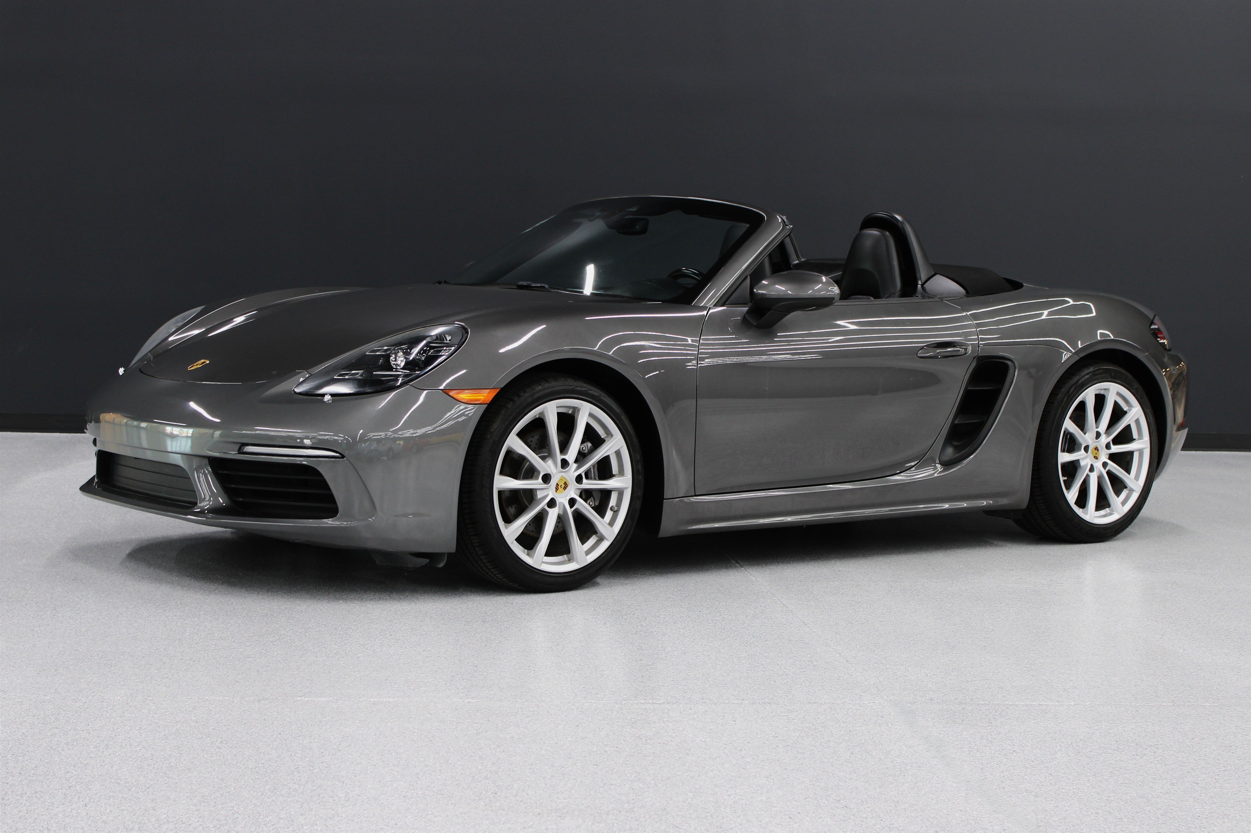 Used 2021 Porsche 718 Boxster w/ Premium Package RWD image 35