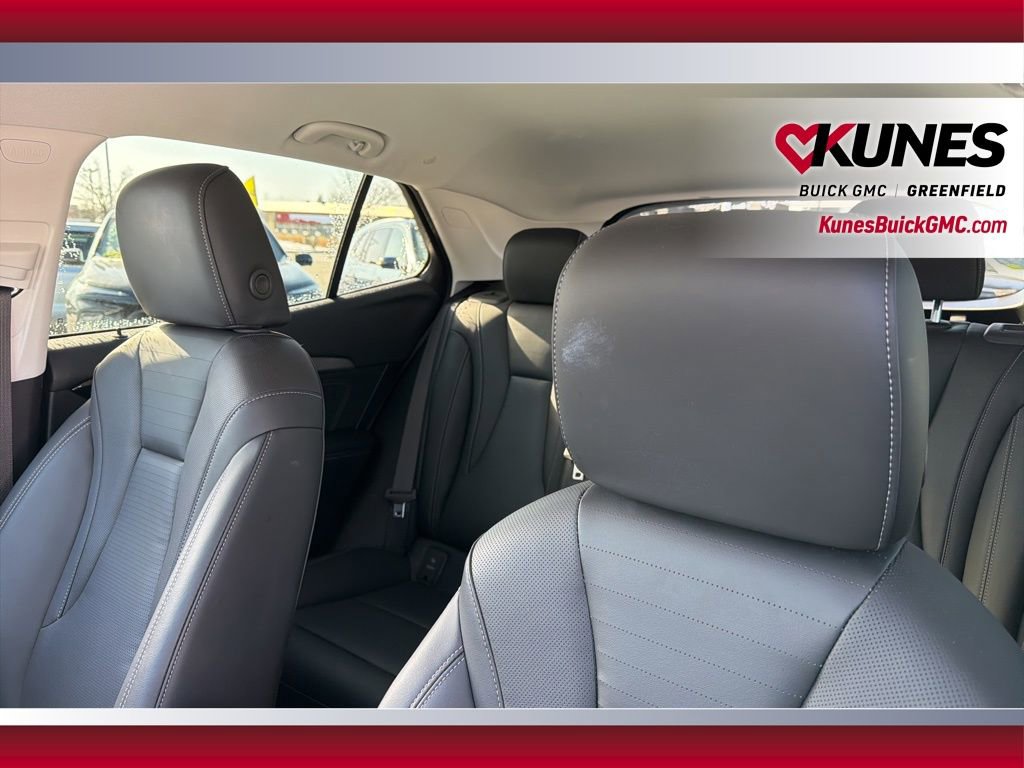 Used 2024 Buick Envision Preferred image 17