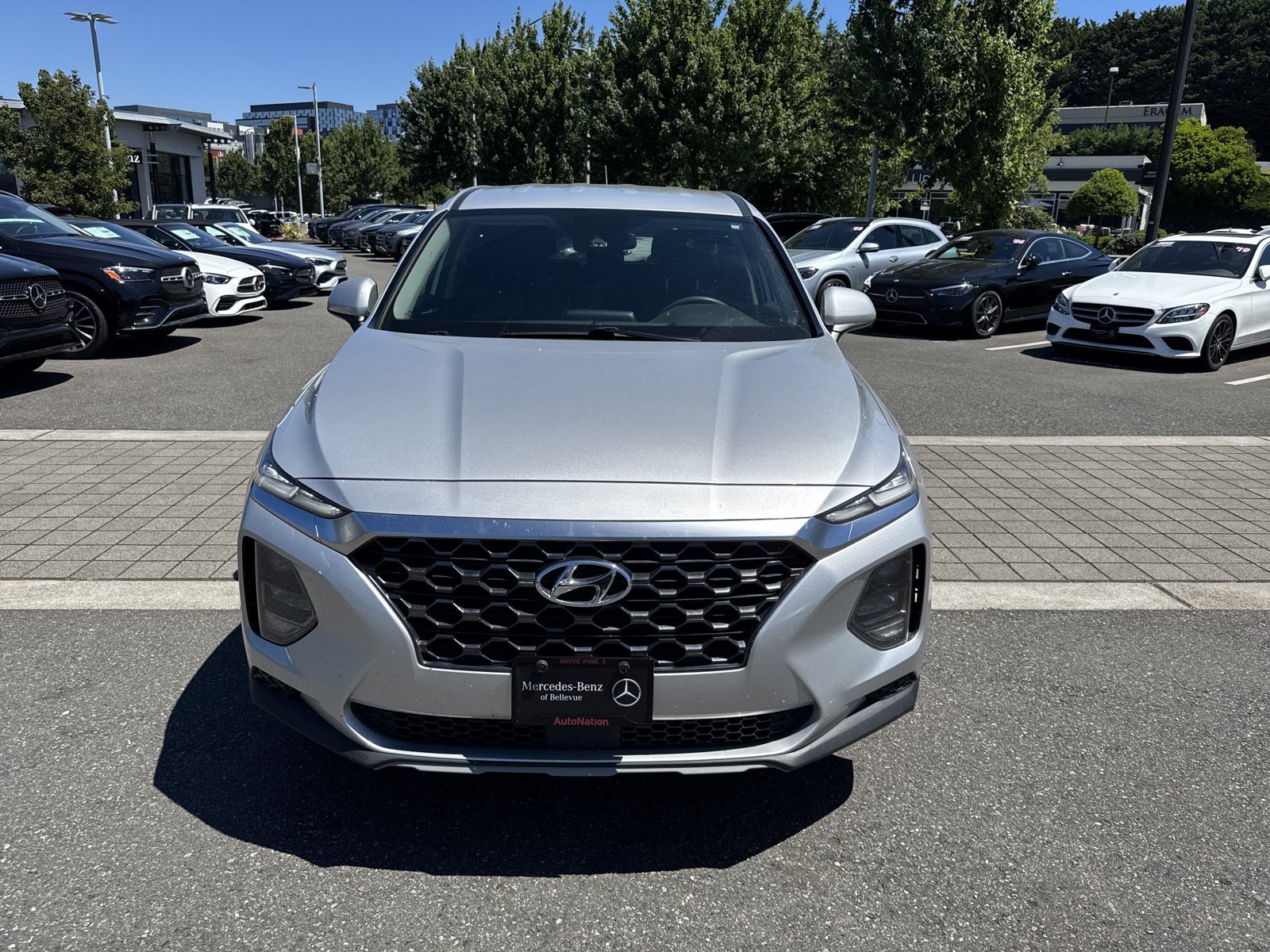 Used 2019 Hyundai Santa Fe SE AWD/4WD image 2