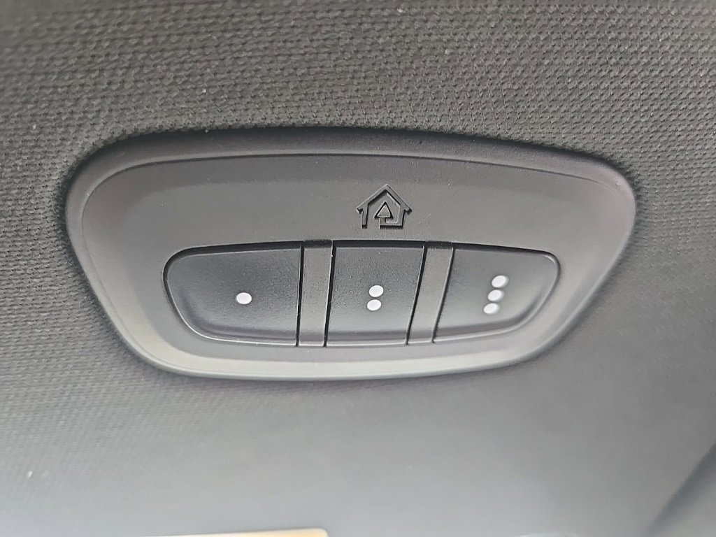 Used 2021 RAM 1500 Limited image 92