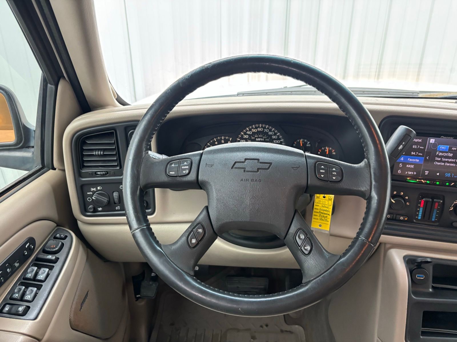 Used 2005 Chevrolet Avalanche Z71 w/ Preferred Equipment Group image 23