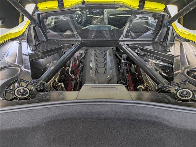 Used 2021 Chevrolet Corvette Stingray Preferred Cpe w/ Z51 Performance Package RWD image 6