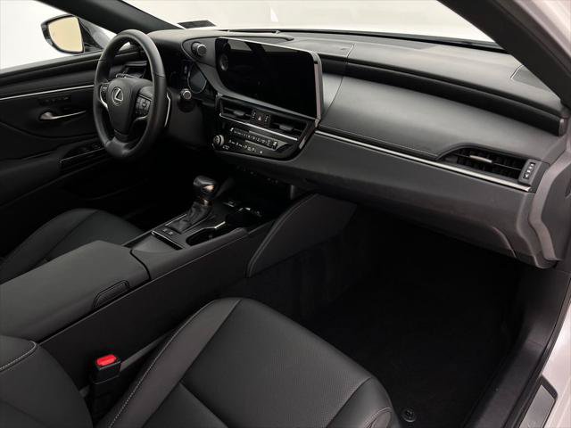 Certified 2024 Lexus ES 300h w/ Premium Package FWD image 13