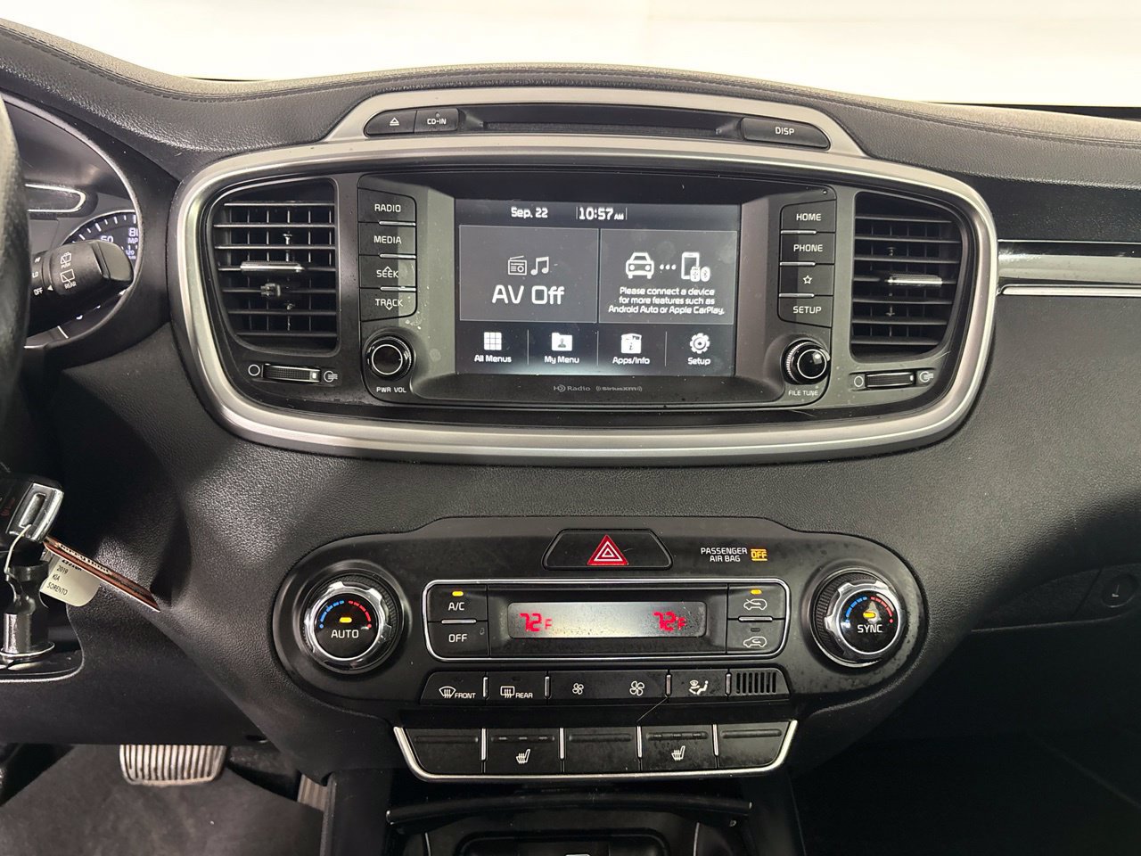 Used 2019 Kia Sorento AWD w/ LX Convenience Package image 14