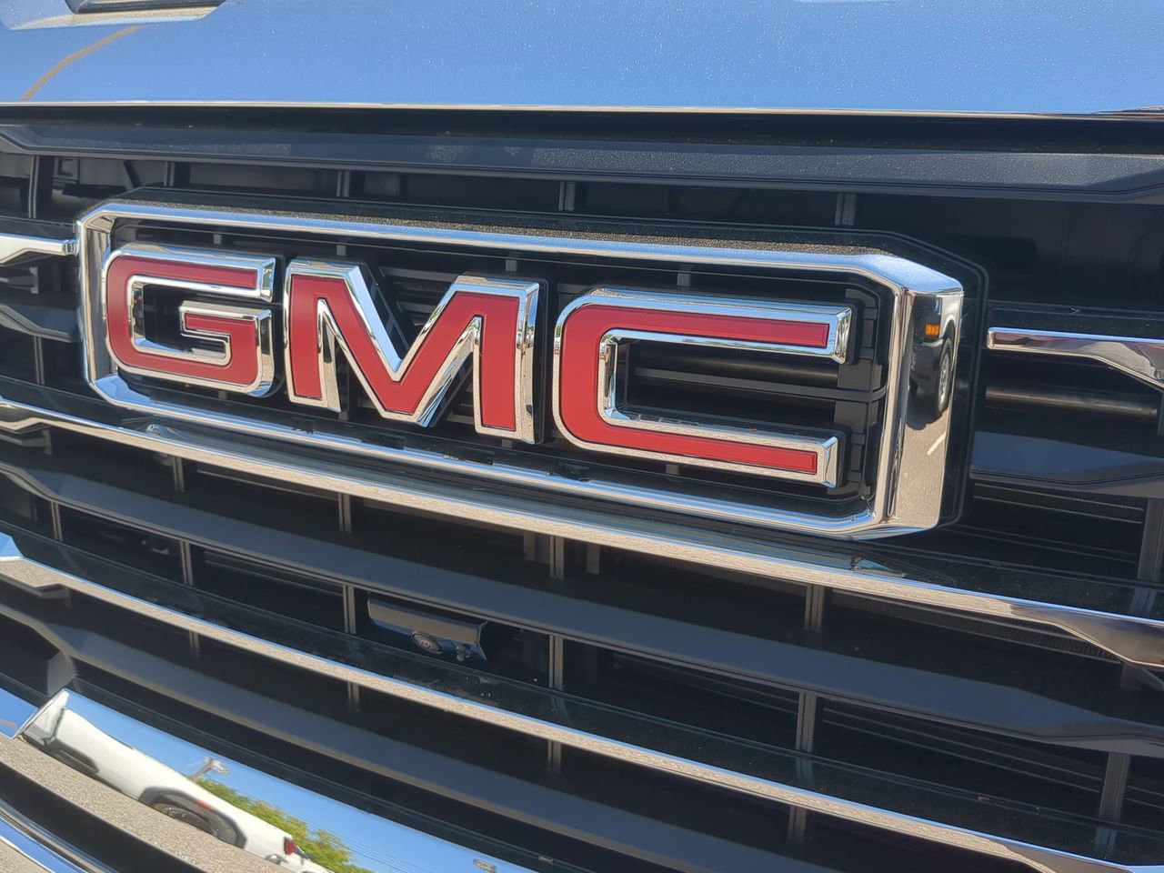New 2026 GMC Sierra 2500 SLT w/ SLT Premium Package AWD/4WD image 32