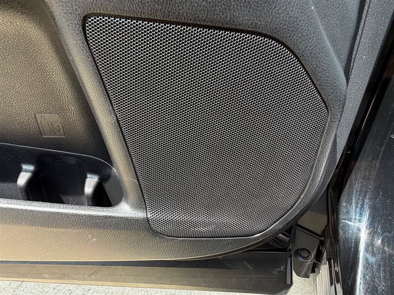 Used 2019 Toyota Highlander XLE AWD/4WD image 57