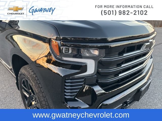 Used 2025 Chevrolet Silverado 1500 High Country w/ Midnight Edition image 13
