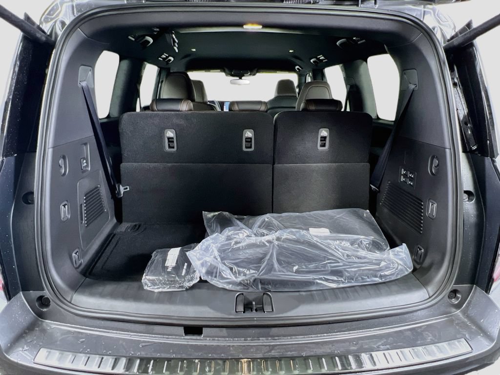 New 2026 Nissan Armada SL w/ Captain's Chari Seat Package AWD/4WD image 25
