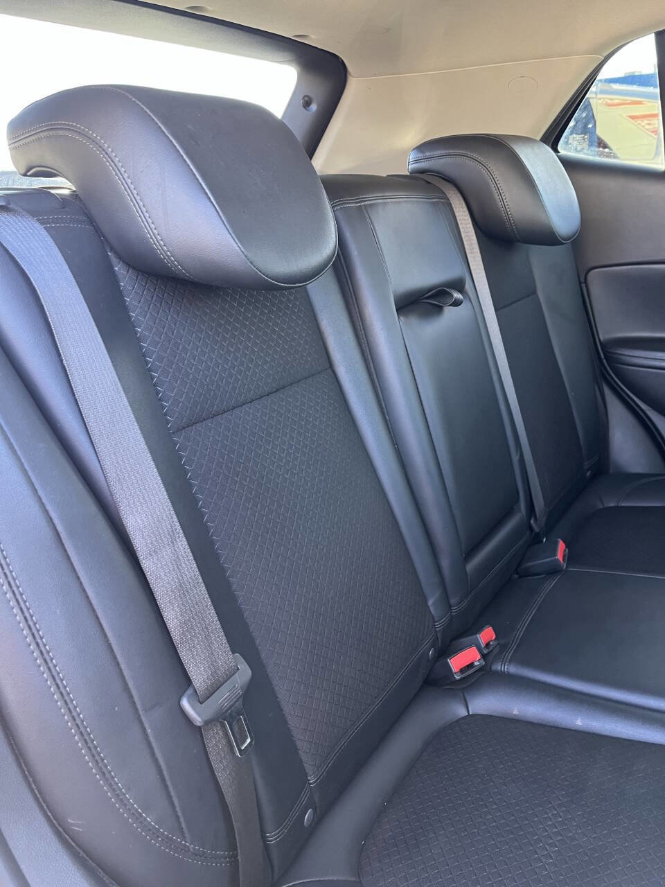 Used 2019 Buick Encore Sport Touring image 26