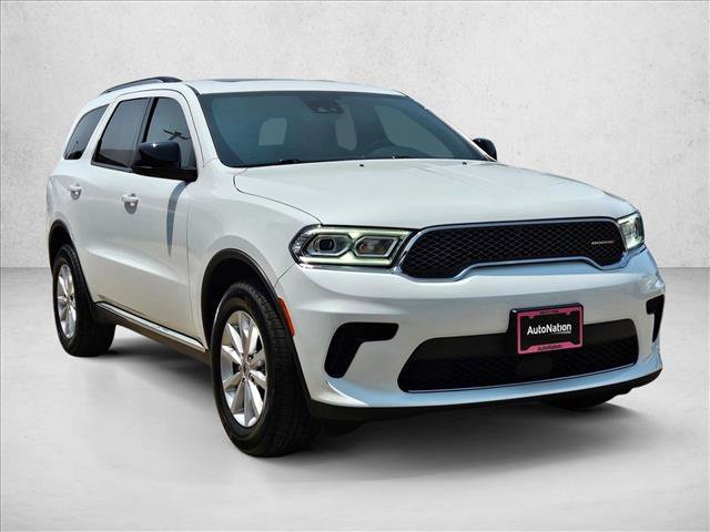 Used 2024 Dodge Durango SXT RWD image 3