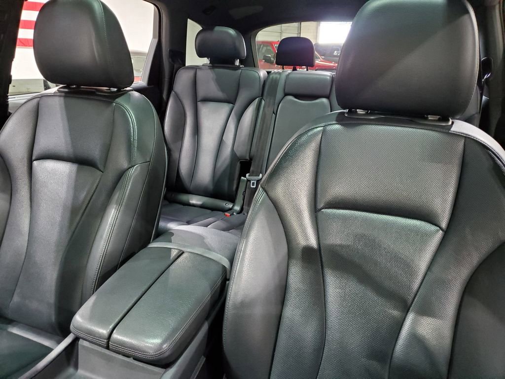 Used 2018 Audi Q7 3.0T Prestige w/ Prestige Package image 44