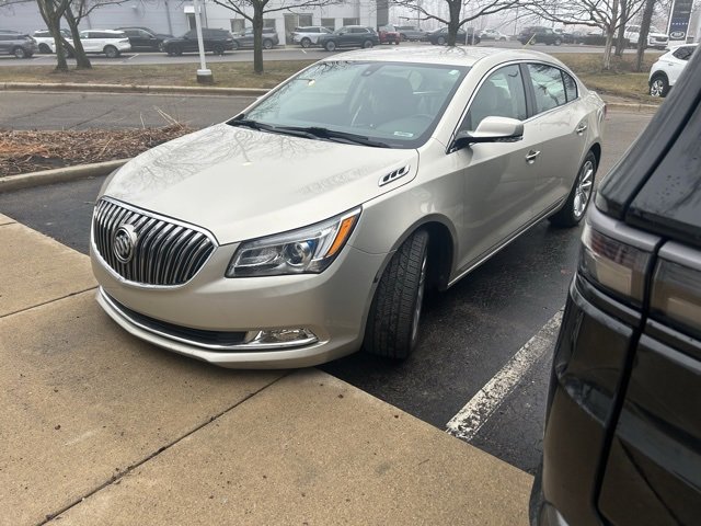 Used 2016 Buick LaCrosse Leather video 1