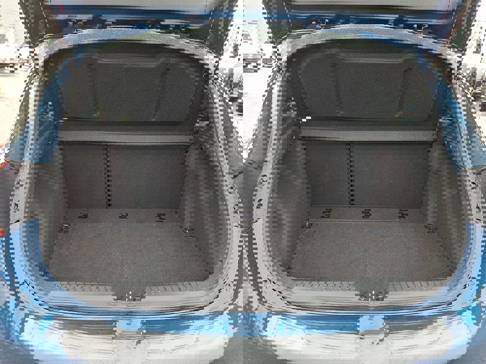 Used 2013 Hyundai Elantra GT w/ Touch & Go Pkg image 28