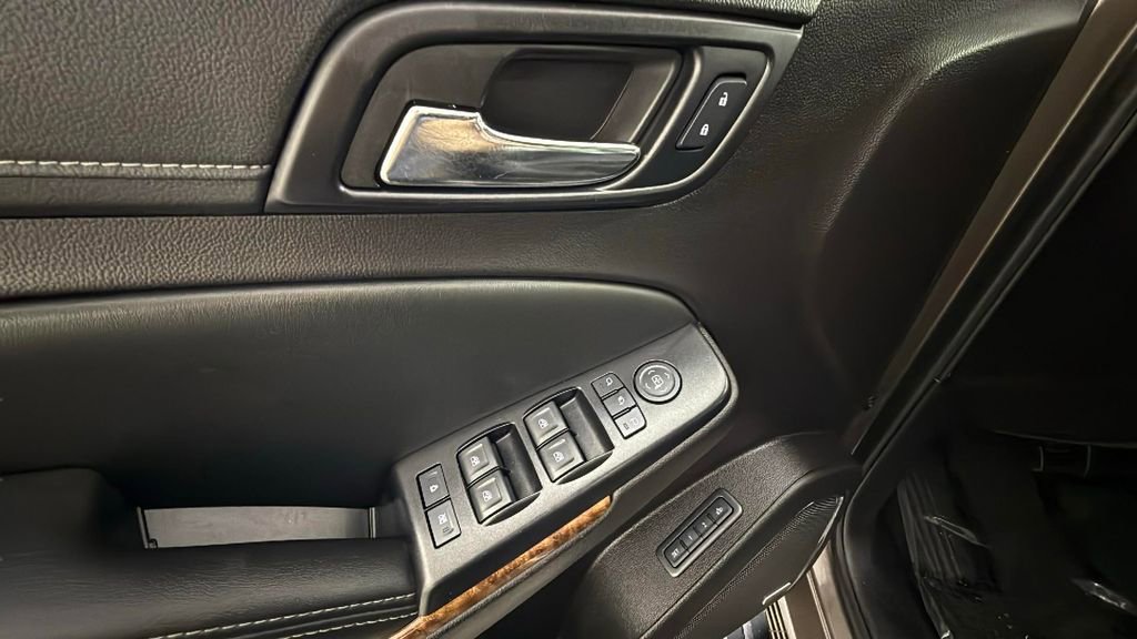 Used 2016 Chevrolet Tahoe LTZ AWD/4WD image 31