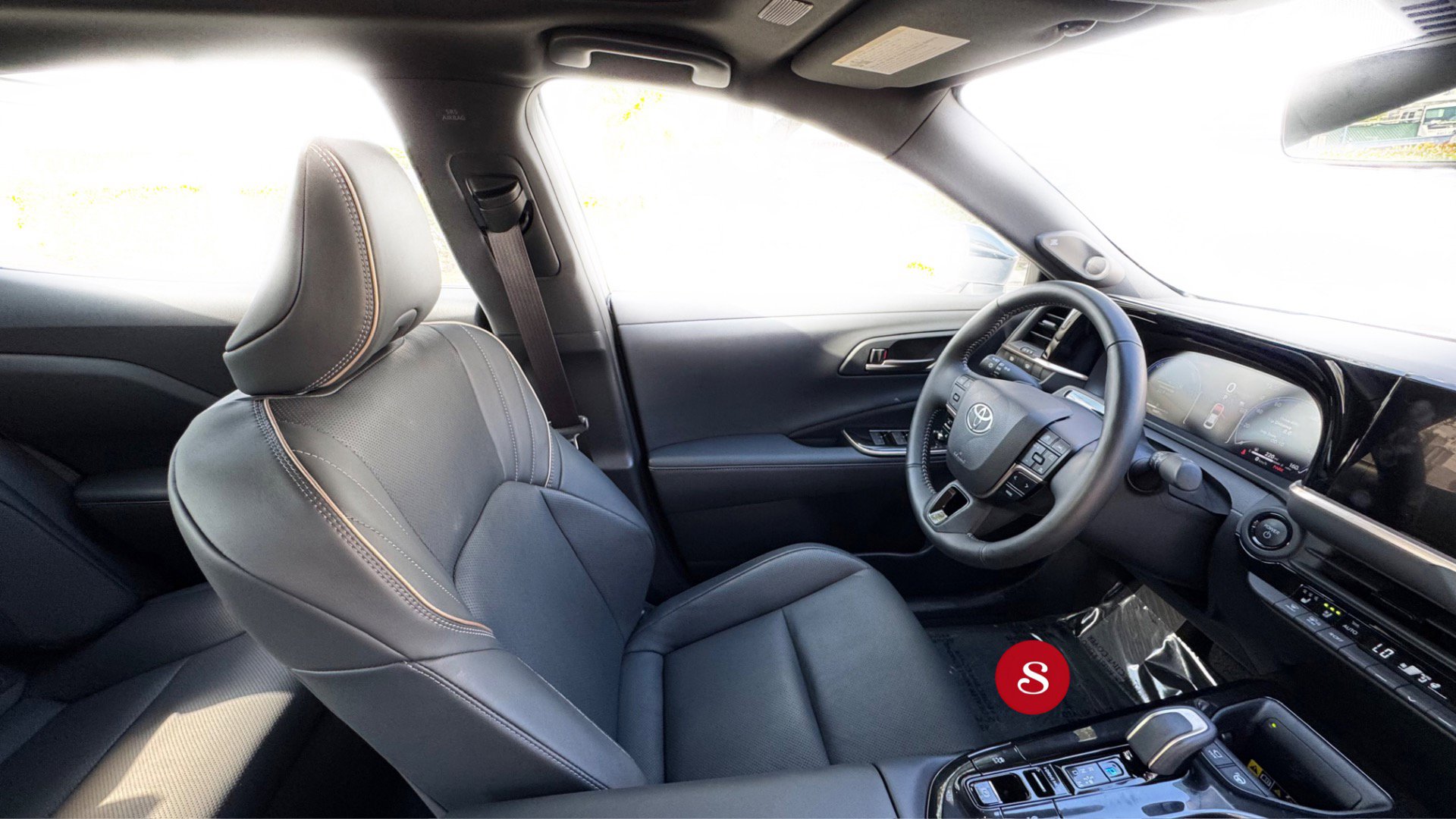 Used 2024 Toyota Crown Platinum image 19