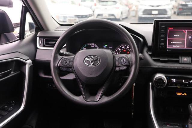 Certified 2022 Toyota RAV4 LE AWD/4WD image 22