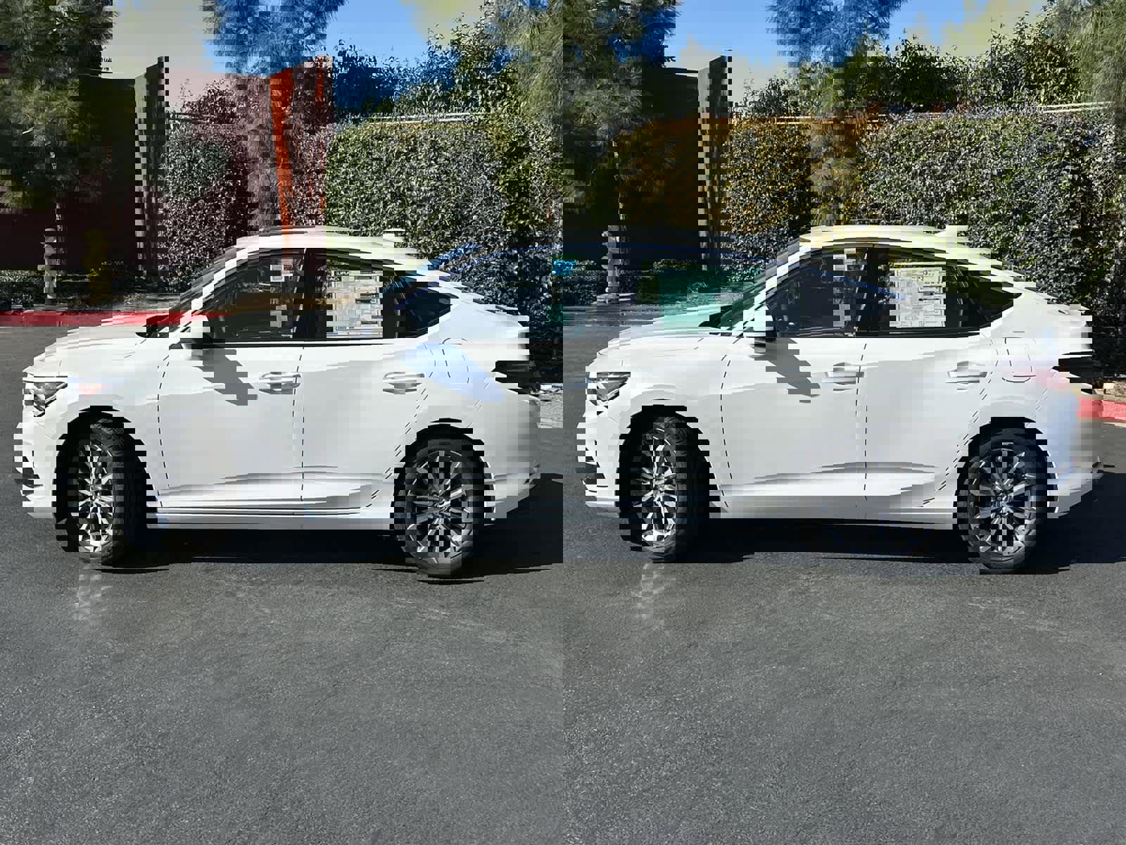 New 2025 Acura Integra image 3