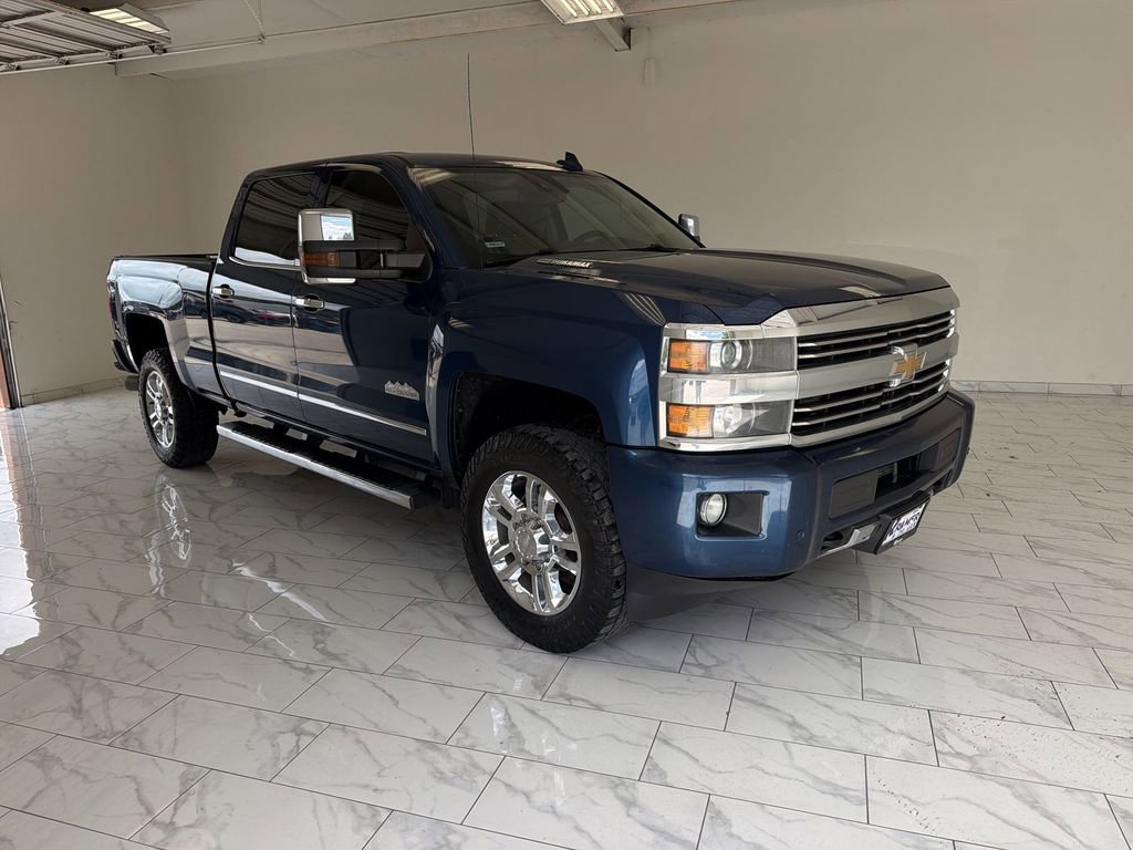 Used 2016 Chevrolet Silverado 2500 High Country w/ Duramax Plus Package AWD/4WD image 2