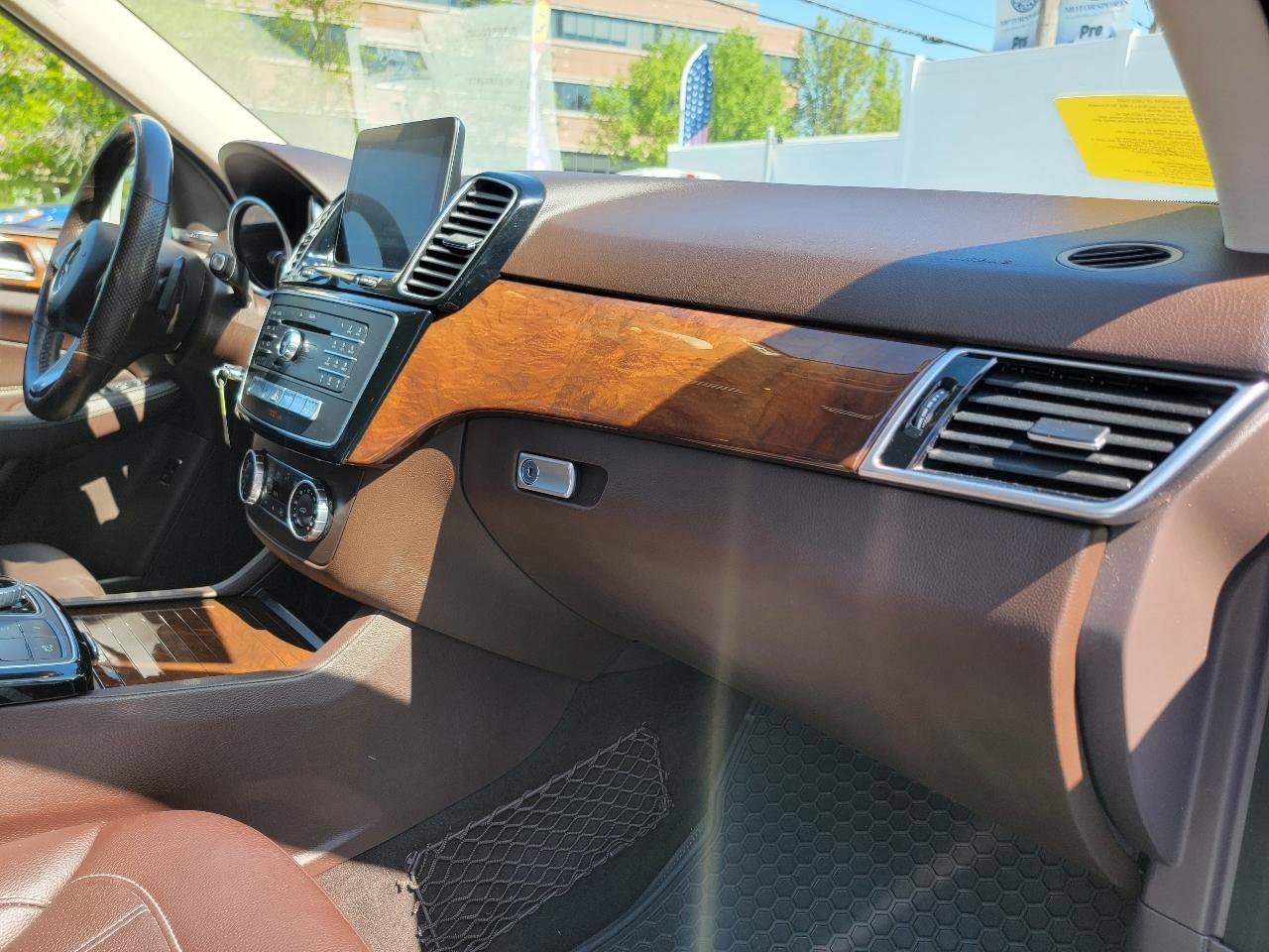 Used 2017 Mercedes-Benz GLE 350 4MATIC image 27