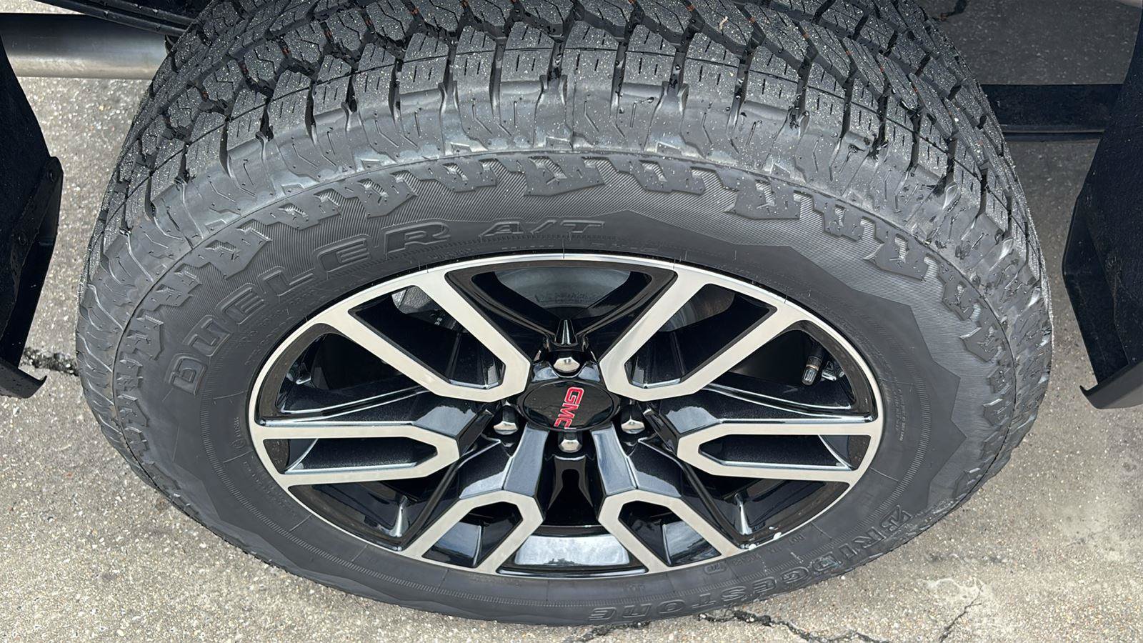 New 2026 GMC Sierra 1500 AT4 w/ AT4 Premium Package AWD/4WD image 12