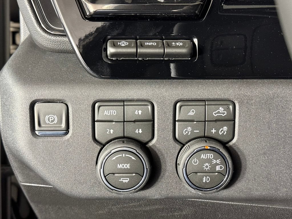 New 2026 Chevrolet Silverado 2500 ZR2 w/ LPO, Dark Essentials Package AWD/4WD image 13