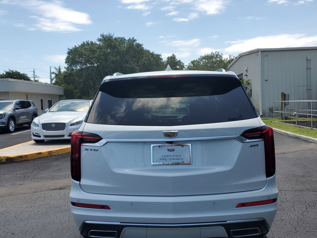 Certified 2024 Cadillac XT6 Premium Luxury w/ Technology Package FWD image 11